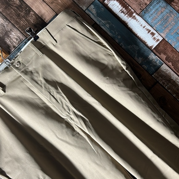 Red Kap 46  tan work pants - Picture 5 of 16